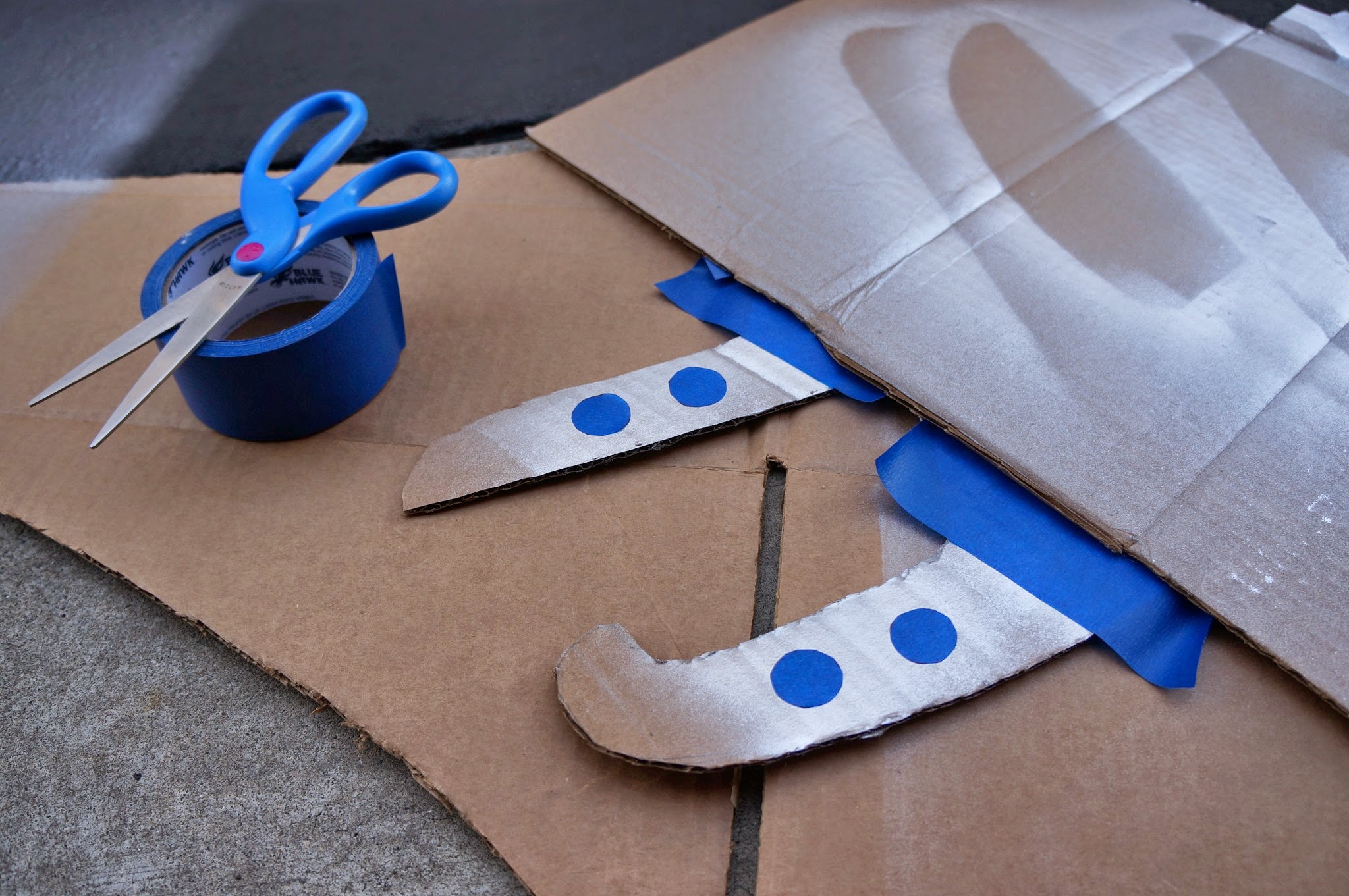 DIY Cardboard Halloween Decor Jay s Cup